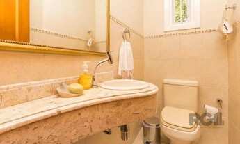 Imagem 5: Casa de 380m² - 4 dormitórios, 2 suítes, 4 vagas no bairro Bom Jesus