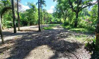 Imagem 3: Terreno plano com mais de 1.000m2