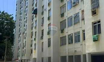 Imagem 4: Apartamento no Fonseca 2 Quartos, Condomínio com Piscina, Segurança 24h e Excelente Mobil