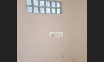 Imagem 3: Casa com 3 Cômodos, 1 Vaga de Garagem para alugar, 50 m² por R$ 700,00/mês - Jardim Zaira