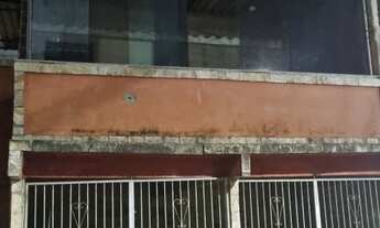 Imagem 3: Casa 2 quartos sala cozinha banheiro 2 garagens 1 kitinet