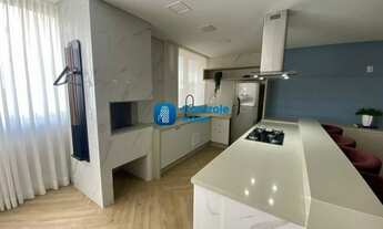 Imagem: AF/ Amplo apartamento semimobiliado com