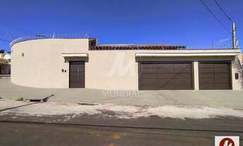 Imagem 2: Casa (térrea na rua) 3 dormitórios/suite, cozinha planejada