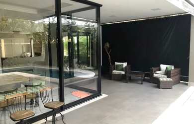 Imagem 2: Casa para aluguel e venda possui 500 m2 com 4 quartos