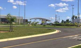 Imagem 2: Terreno de 250 m² à venda, Condomínio horizontal Primor das Torres, próximo ao Tijucal, Cu