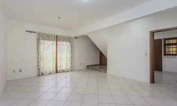 Imagem 7: Sobrado Térreo com 3 Dormitórios para Locação no Bairro Cavalhada