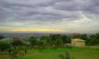 Imagem: Imóvel pronto para construir com 1.600m2