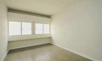 Imagem 6: Apartamento de 3 dormitórios disponível para venda e aluguel no Centro de Pelotas, com loc