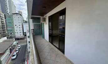 Imagem 5: Locação anual: 01 suíte + 02 dormitórios // Churrasqueira a carvão