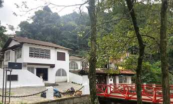 Imagem: Casa com 4 quartos 2 anexos - Centro