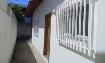 Imagem 4: Casa Araçás, 3 quartos, suite, quintal, garagem 2 carros, varanda, portão eletrônico