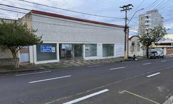 Imagem 2: Ótimo barracão comercial para VENDA em MARÍLIA!