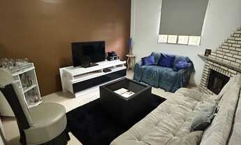 Imagem 4: Réveillon Pedra Azul frente