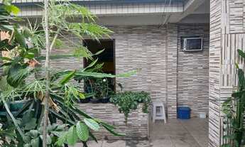 Imagem 2: Casa 2 quartos, sala, copa, cozinha, banheiro, quintal