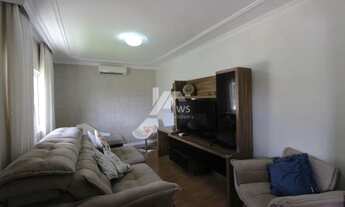 Imagem 7: Casa térrea com amplo terreno