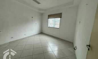 Imagem: Casa para alugar com 5 quartos, 3 suítes