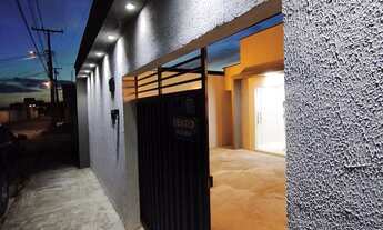 Imagem 4: Vendo dois quartos área do terreno excedente no fundo garagem para três carros.Financia