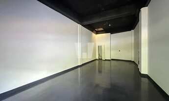 Imagem 2: Loja com 83m2 na Raja