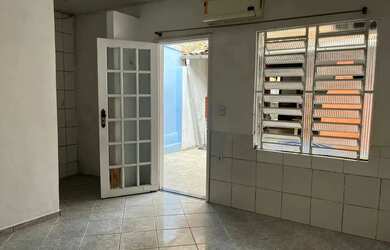 Imagem 4: GR ALUGA CASA NA SACRAMENTA - 2 QUARTOS - GARAGEM - 165M2 - OPORTUNIDADE DE NEGOCIO