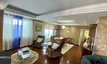 Imagem 6: Casa em Porto Alegre, no bairro Vila Assunção, com 3 dormitório(s), e 3 banheiro