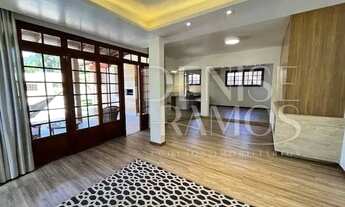 Imagem 3: Casa para Venda em Florianópolis, Santa Mônica, 4 dormitórios, 2 suítes, 3 banheiros, 4 va