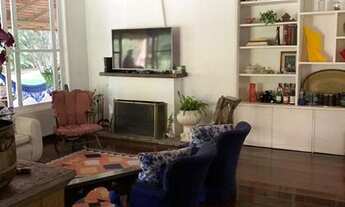 Imagem 3: Casa para venda tem 300 metros quadrados com 1 quarto em Araras - Petrópolis - RJ