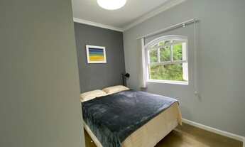 Imagem 7: Lindo Apartamento Totalmente Reformado em Corrêas Em Meio à Natureza