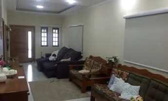 Imagem 4: Casa para venda tem 160 metros quadrados com 3 quartos no bairro Getuba Caraguatatuba - SP