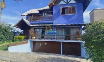 Imagem: Casa com 6 quartos, 4 suítes, à venda