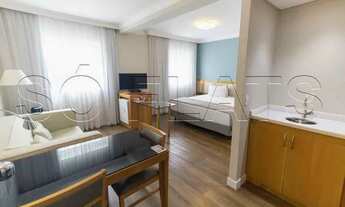 Imagem 2: Flat em Pinheiros com entrada imediata disponível para locação com 1 dormitório e 1 vaga d