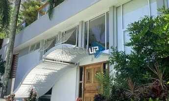 Imagem 3: Magnifica Mansão na Gávea Reformada e Modernizada