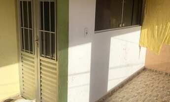 Imagem 4: ALUGA-SE CASA Casa com 2 dormitórios