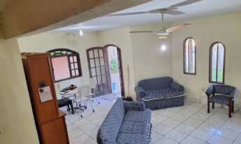 Imagem 3: Amparo imóveis-Vende 2 suítes com excelente terraço com mais 2 quartos-Araruama