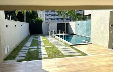 Imagem 10: Casa com Piscina na Barra da Tijuca 4 Quartos