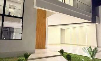 Imagem 4: Casa Alto Padrão no Ibituruna - 4 Quartos, Piscina e Vista para a Serra do Mel