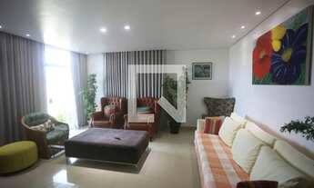 Imagem: Casa à Venda - Havaí, 5 Quartos, 417 m2