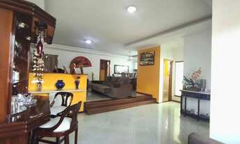 Imagem: Casa de condomínio em Avenida Affonso José