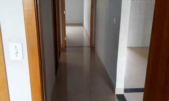 Imagem: Vende se casa com urgência no Flor do Ipê