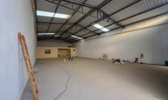 Imagem 2: Imóvel para aluguel possui 350 metros quadrados em Arvoredo 2ª Seção - Contagem - MG