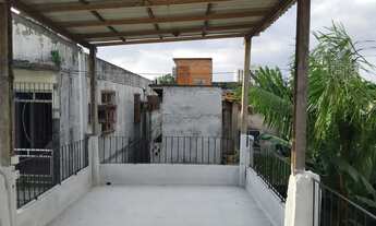 Imagem 2: Alugo ótima casa de 3 andares na Caripunas 762 Casa 4