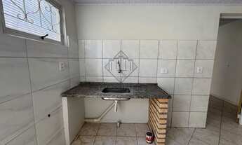 Imagem 4: Aluga - Casa na Vila Hortência, 1 dormitório, sem garagem