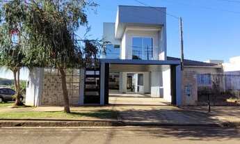 Imagem: Sobrado à venda em Maringá, Loteamento