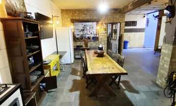 Imagem 5: Casa com 3 Dormitórios, 2 Suítes e 5 Banheiros na Vila Antártica, Residencial ou Comercial