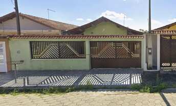 Imagem: Casa térrea avarandada -churrasqueira