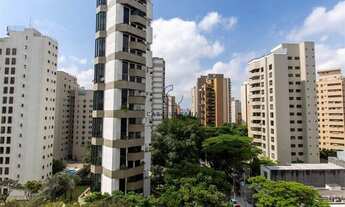 Imagem 7: A poucos passos da Praça Pereira Coutinho!