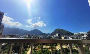 Imagem 2: Frente Pça N. Sra. Paz! 3 quartos e garagem!