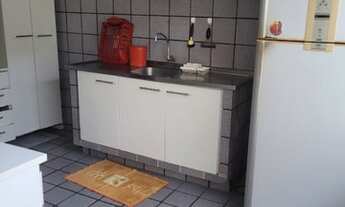 Imagem 7: Casa mobiliada com 6 quartos sendo 2 suites e 5 bamheiros, excelente localização