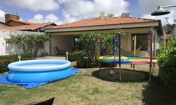 Imagem 3: Excelente casa em Capim Macio com localização privilegiada