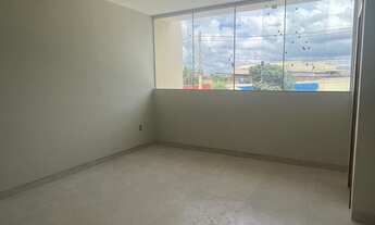 Imagem 1: Sobrado à venda, 3 quartos, 1 suíte, 2 vagas, Santa Mônica - Uberlândia/MG