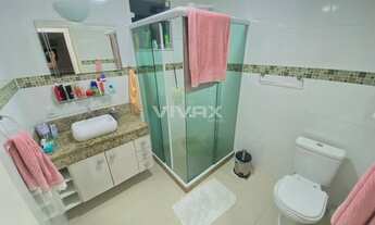 Imagem 2: Grande Méier - Rua Adriano - Casa Duplex de Vila - Sala 3 Quartos Amplo Quintal - Garagem